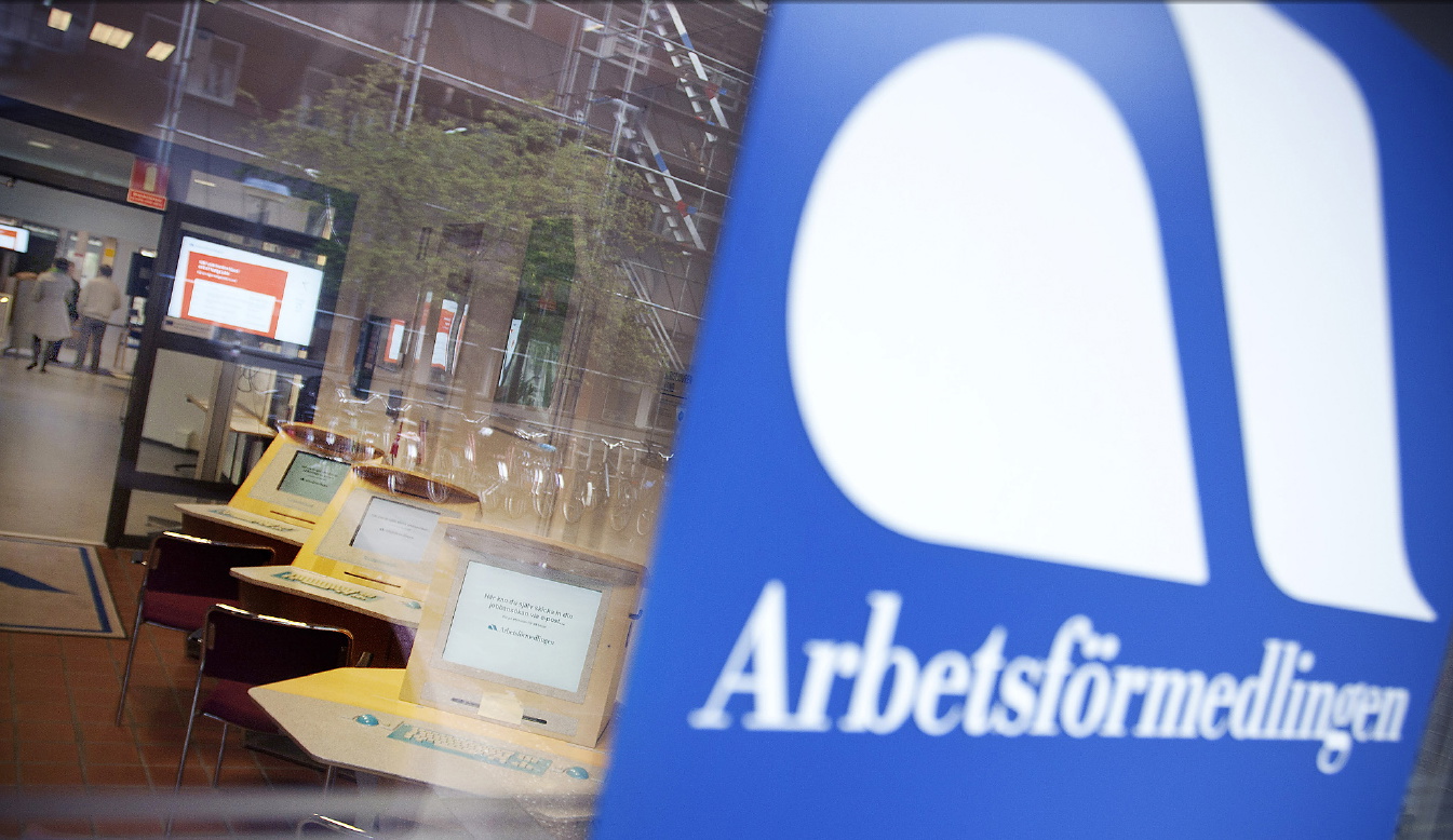 Arbetssökande Thorbjörn Karlsson misstänker att arbetsköparna använder begreppet social kompetens för att sålla bort sökande som har egna tankar och idéer och inte passar in i mallen.