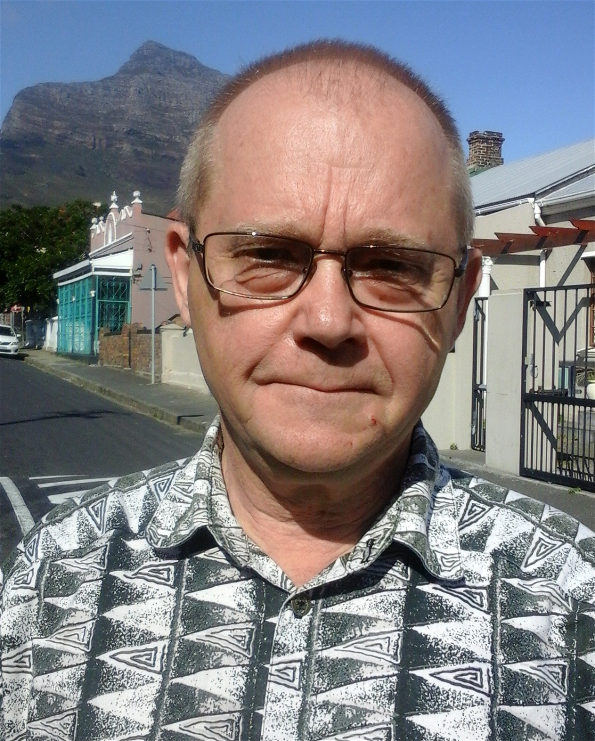 ”Det är apartheid-lönesättning på Robertson Winery”, säger företagsekonomen Dick Forslund.
