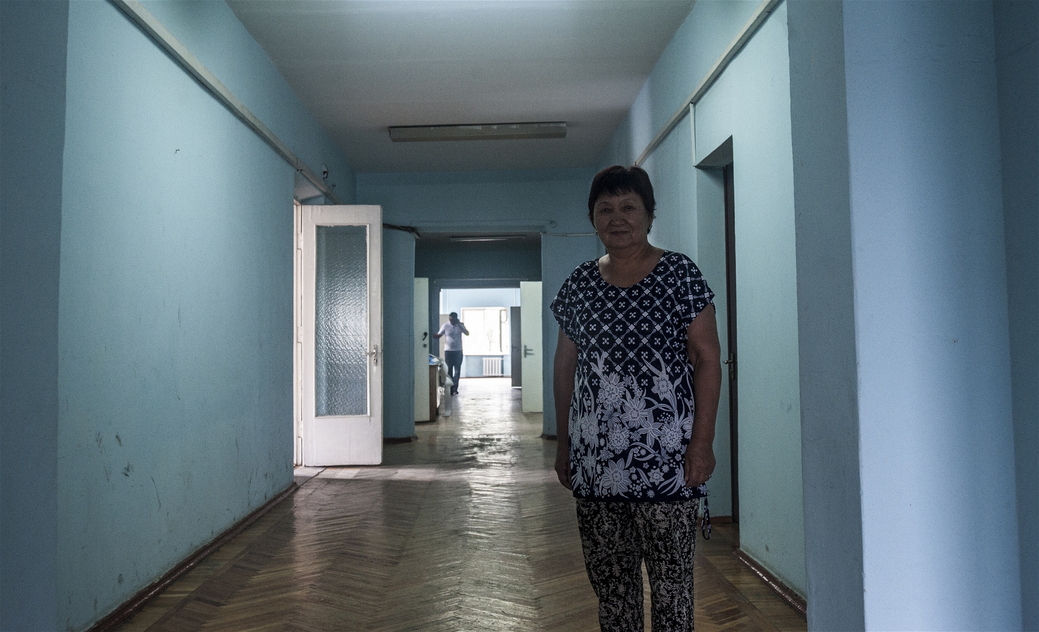 Aziza Abdurasulova menar att den kirgiziska regeringen i åratal har igno­rerat de lokala samhällenas önskan om föränd­ring.