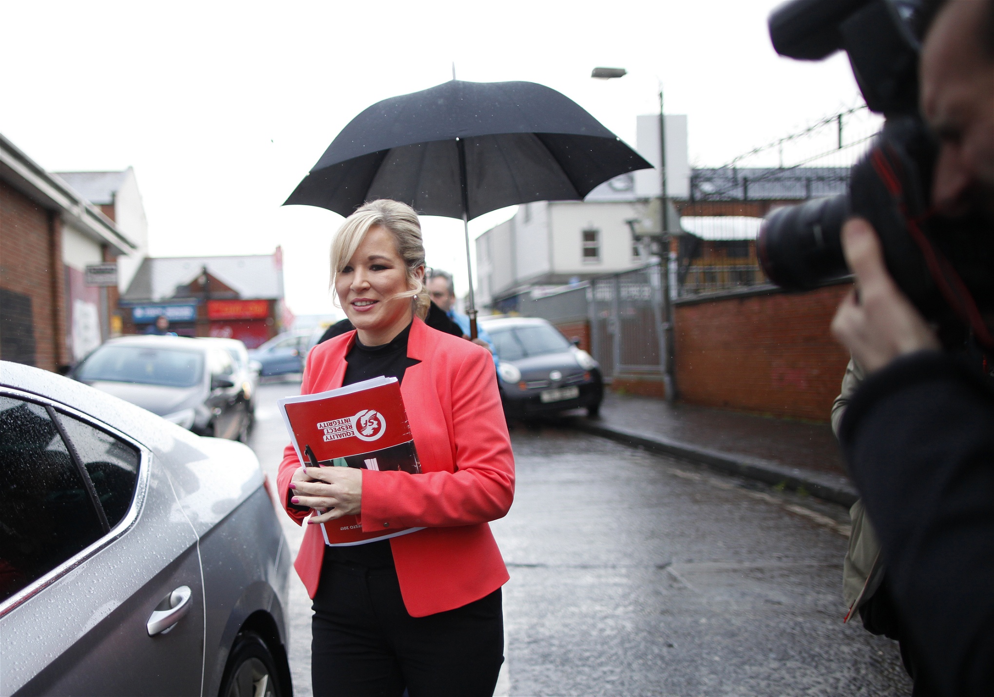 Sinn Féins nordirländska partiledare Michelle O’Neill att partiet nu kräver detsamma för provinsen som skottarna gjort – självständighet från Storbritannien i syfte att slippa utträde ur EU.