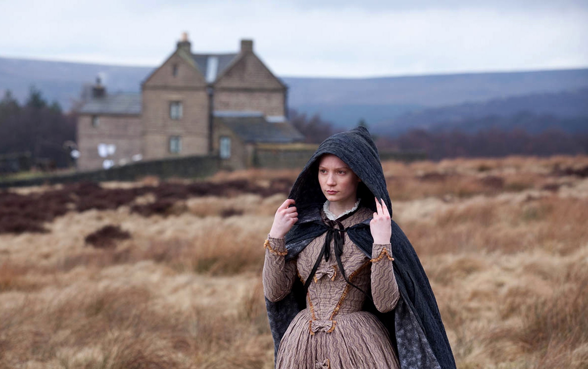 Mia Wasikowska som Jane Eyre i filmen Jane Eyre från 2011.