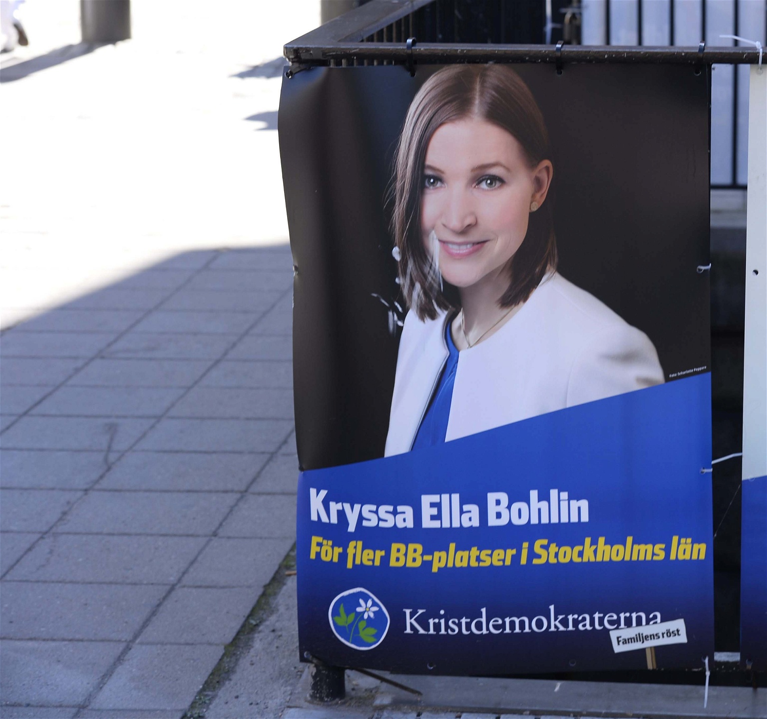 ”Fler BB-platser i Stockholms län” utlovade Ella Bohlin, KD, i valet 2014. Knappt tre år senare, som landstingsråd, betecknade hon läget i förlossningsvården som ”väldigt ansträngt”.