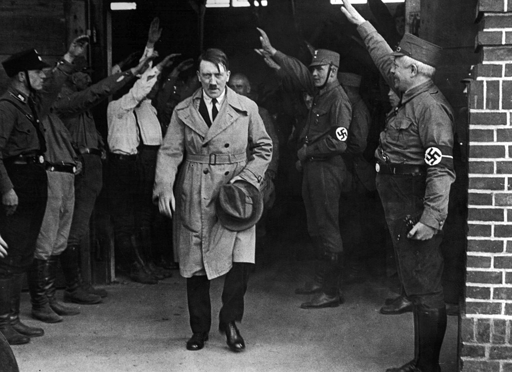 Adolf Hitler i München 1931, två år innan det nazistiska maktövertagandet i Tyskland.
