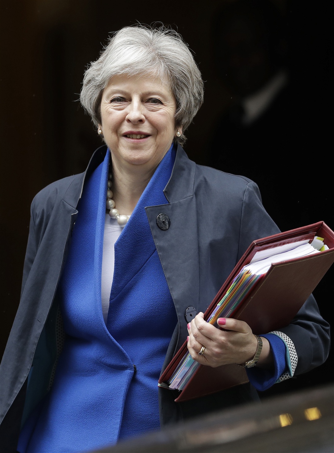 Storbritanniens premiär minister Theresa May var inrikesminister 2012 när det nya reglerna infördes.