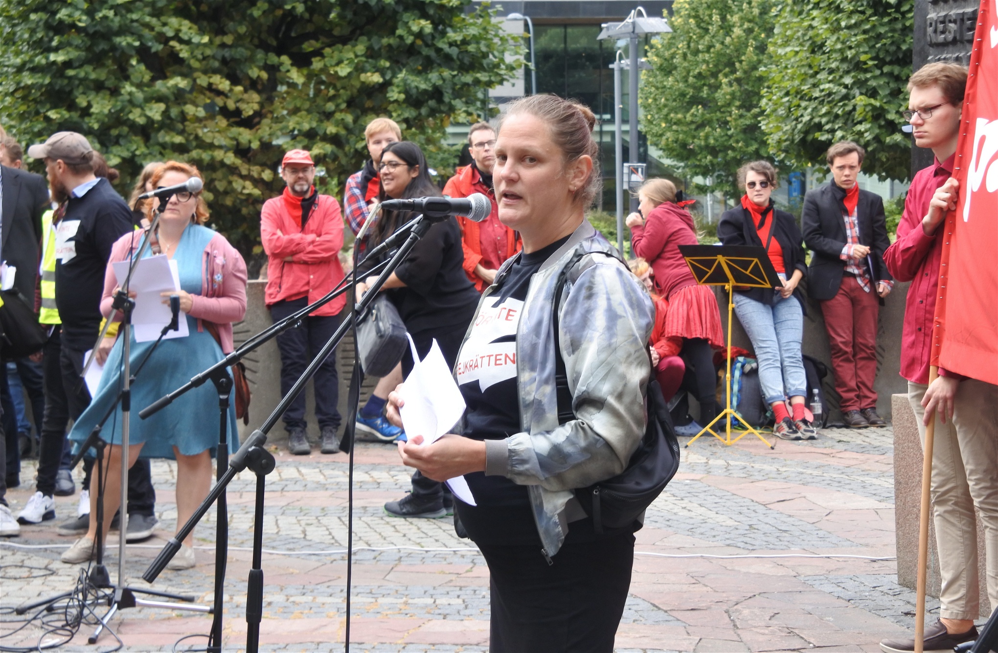 Liv Marend från Strike back under nätverkets manifestationen för strejkrätten i Stockholm i augusti 2018.