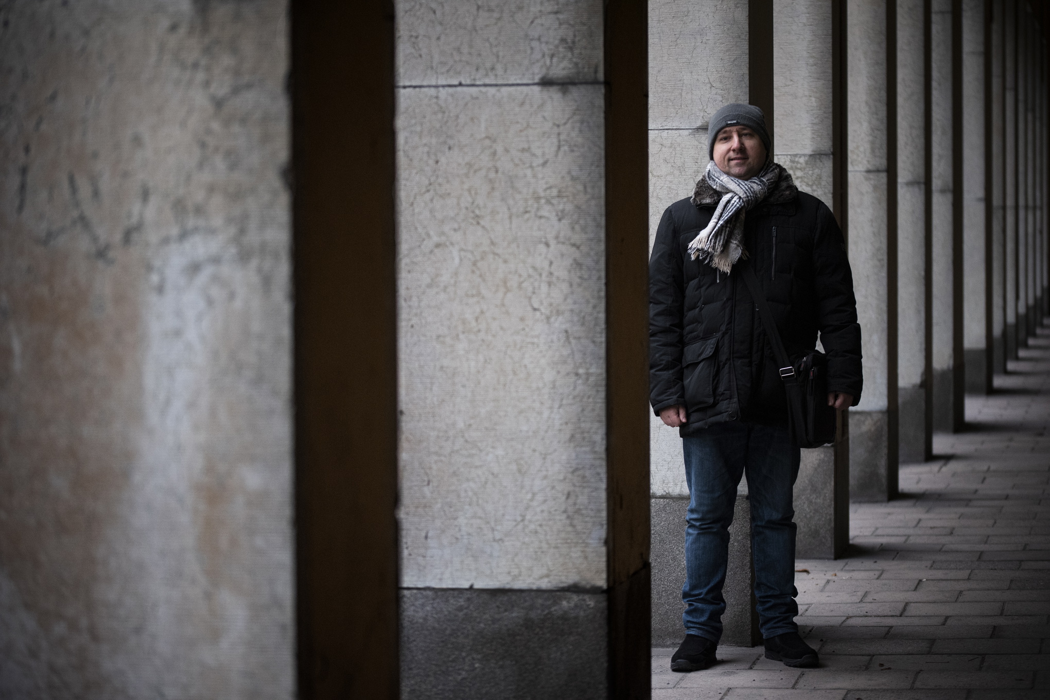 Max Rozenkov har levt utanför Belarus i 21 år, varav de flesta i Frankrike. Foto: Troy Enekvist