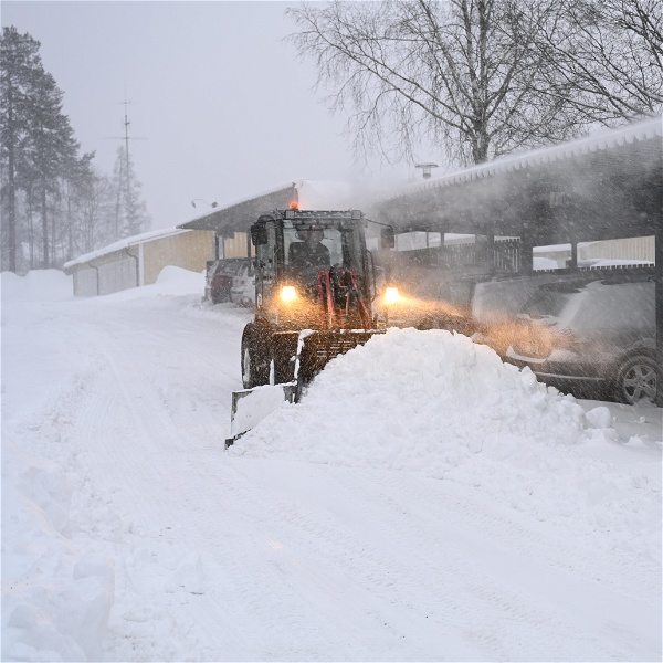 Snöröjning snö Östersund