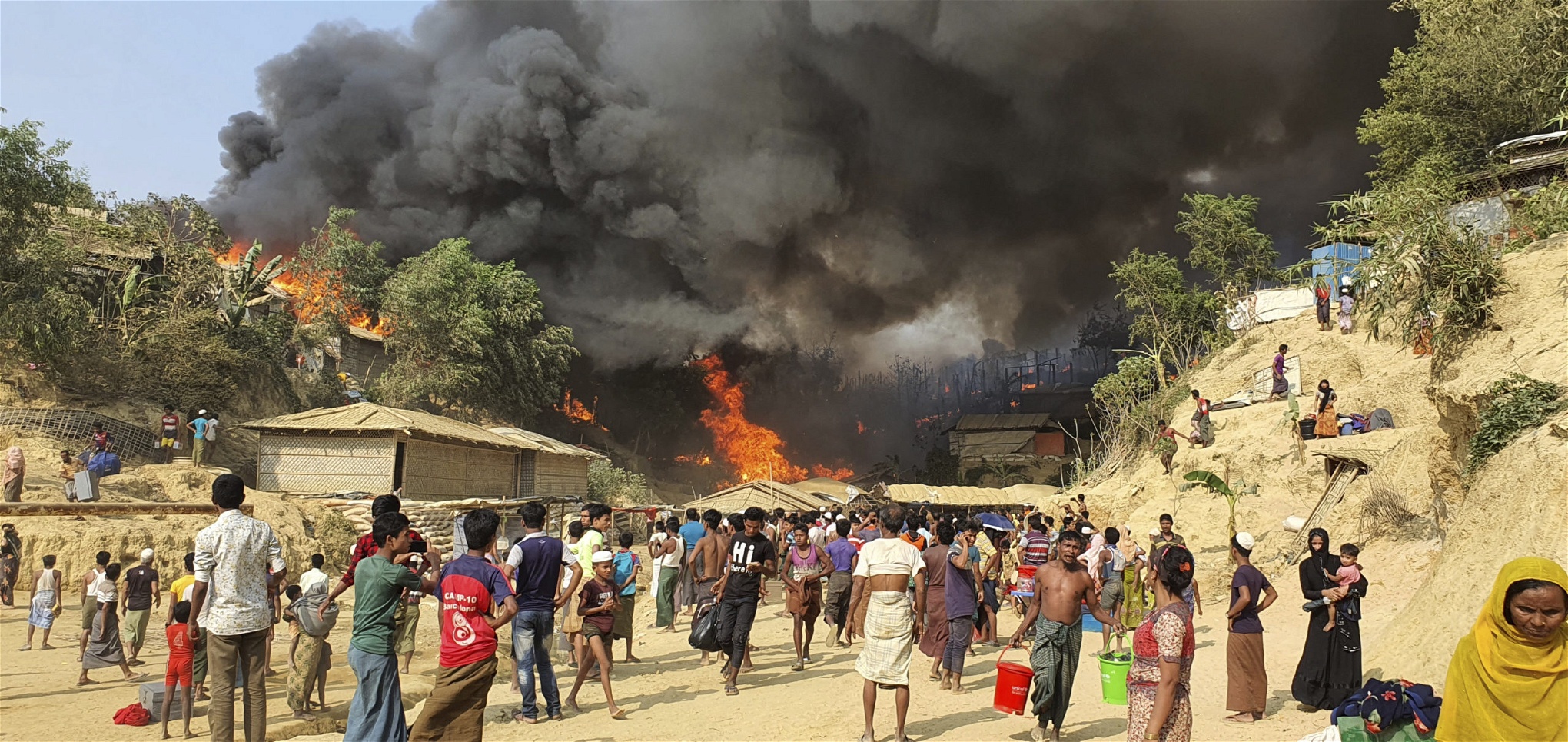 Brand flyktingläger Bangladesh