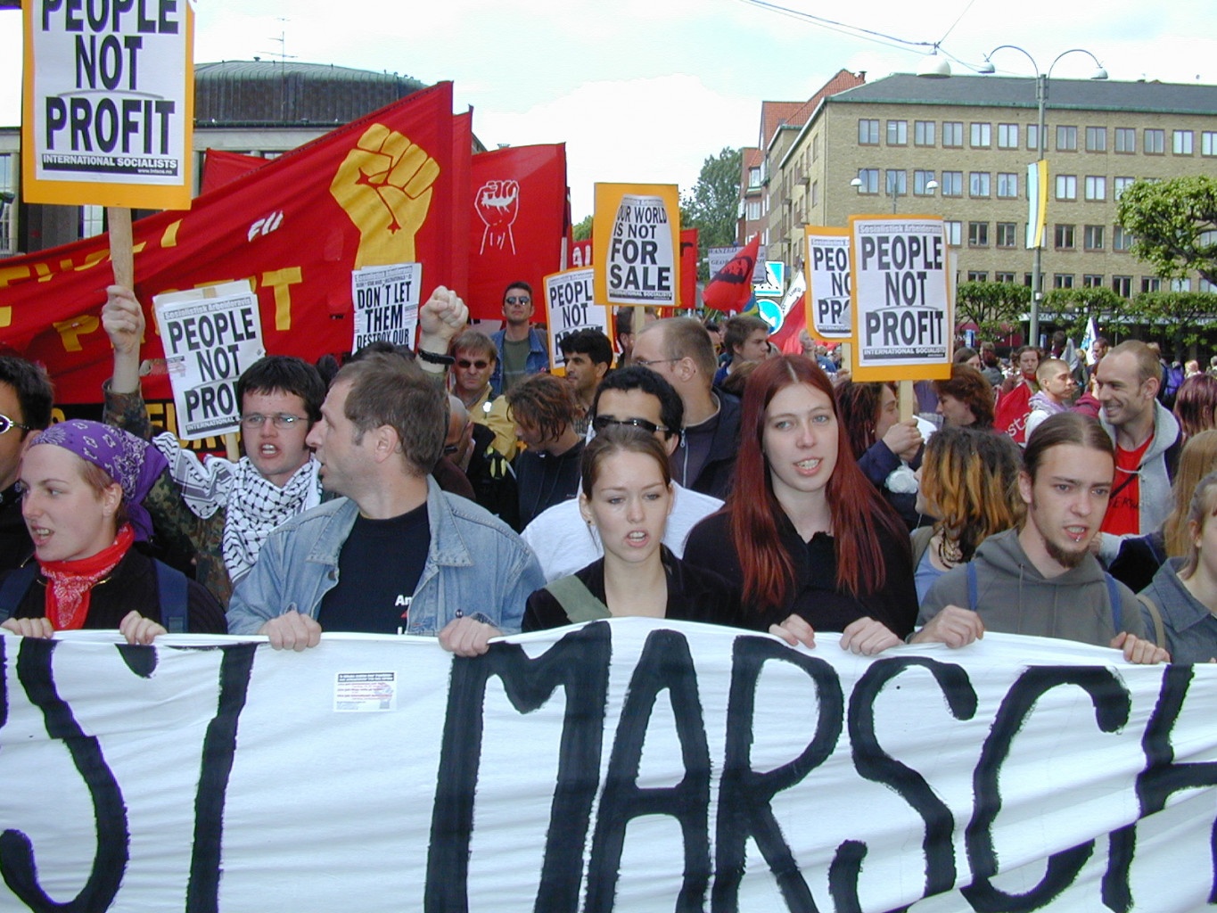 Omkring 50 000 människor deltog i protesterna under EU-toppmötet. Foto: Jan-Åke Eriksson.
