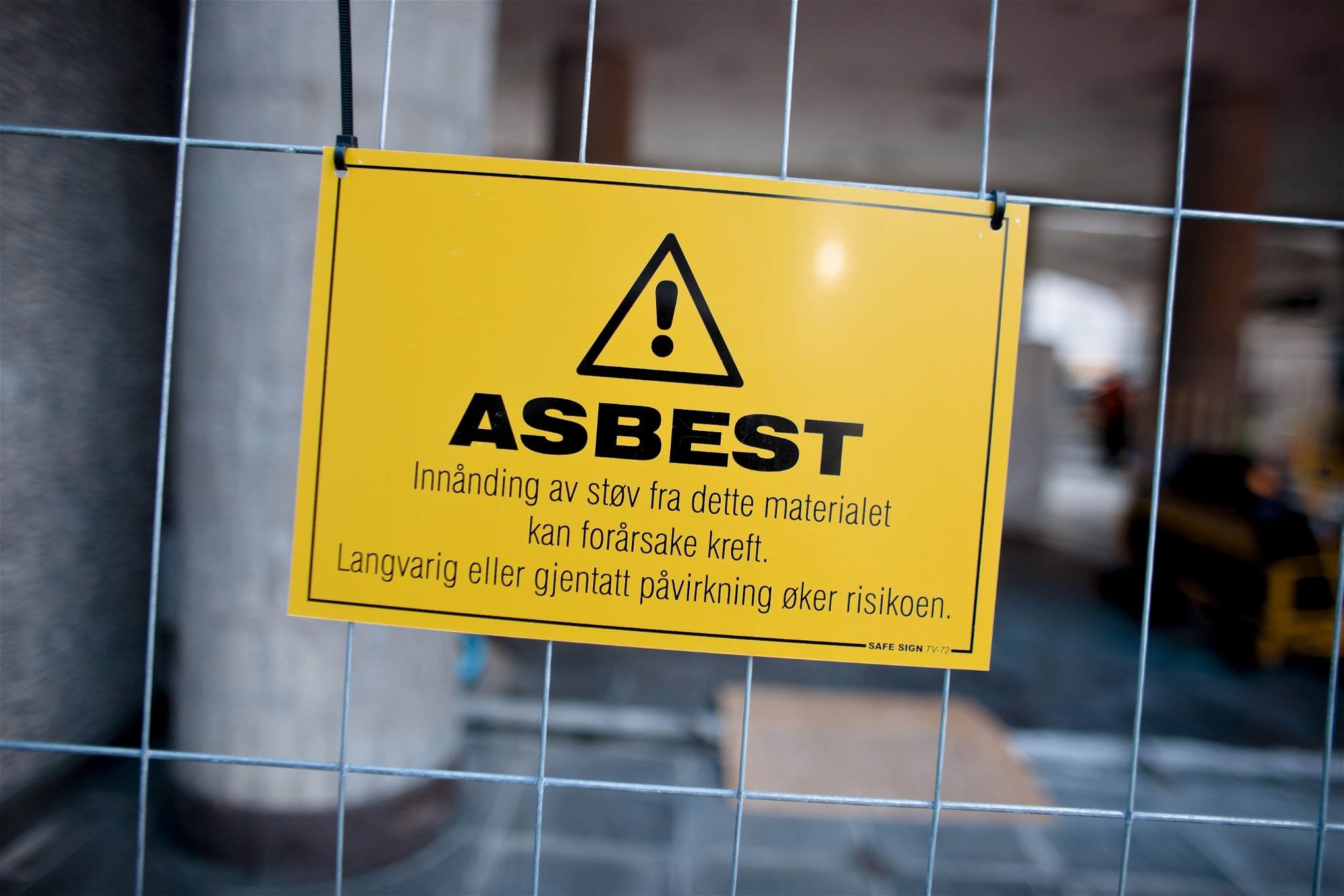 Varning för asbest