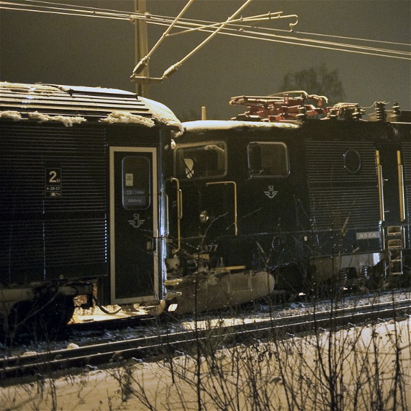 SJ tåg i snöväder