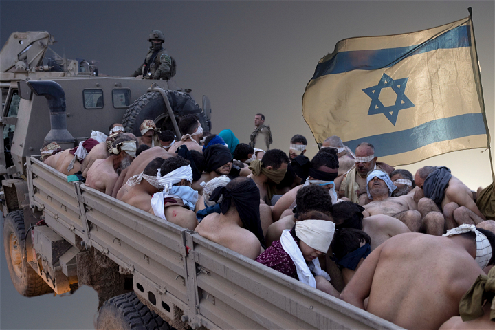 Civila palestinier grips av israelisk militär