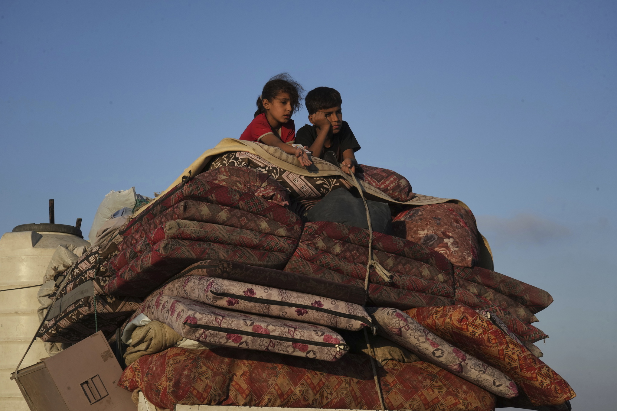 Barn på flykt från Gaza stad