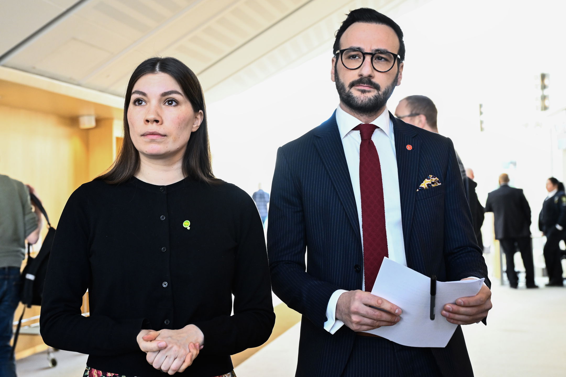 Anna Hiorvonen och Tony Haddou i riksdagen