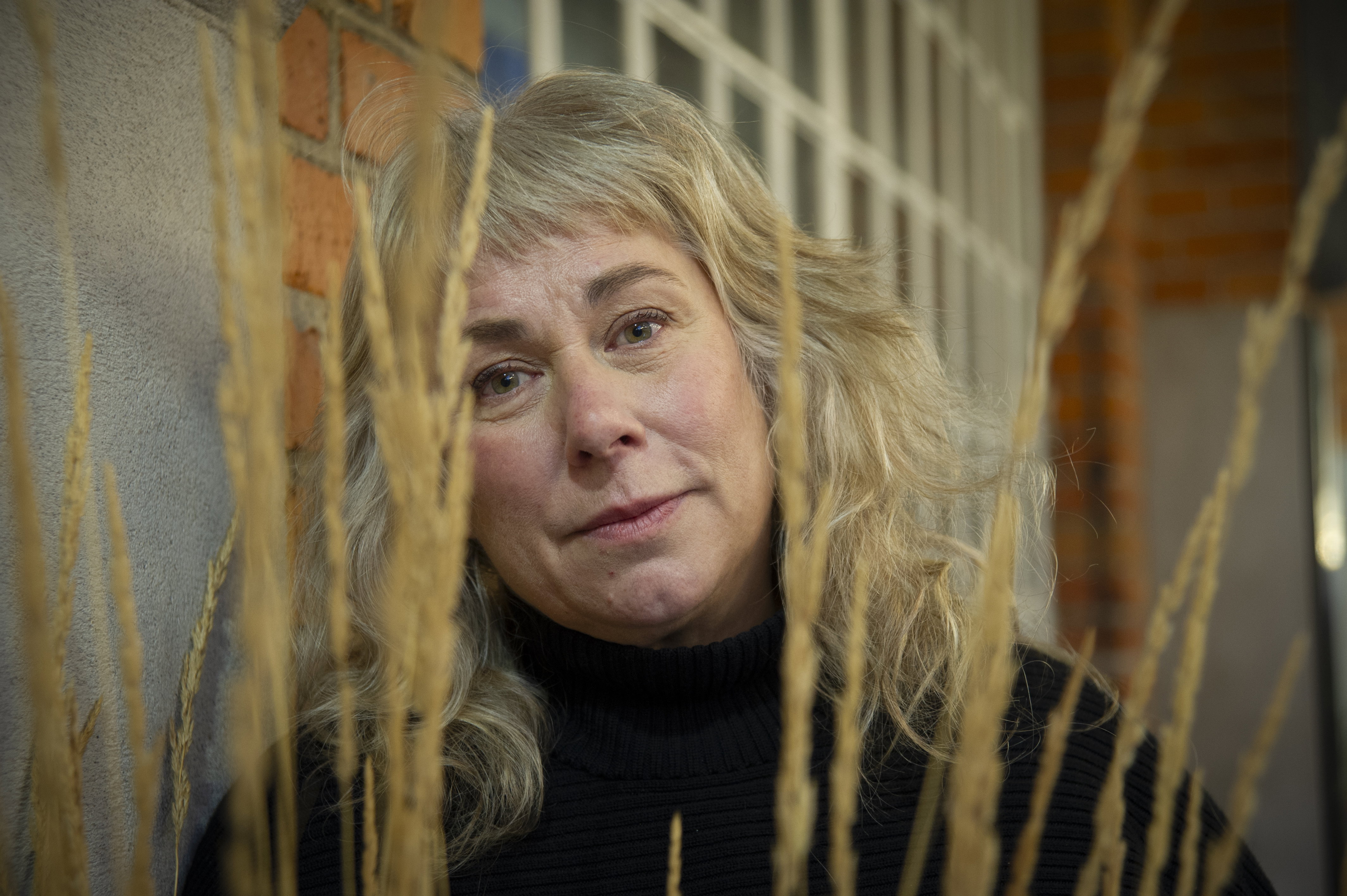 Stina Wollter intervju i Arbetaren om drevet mot henne 2023.